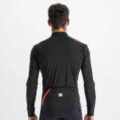 Sportful Heren Fiandre Light No Rain Jas -Bergani Style iview 1073873 001 pic2